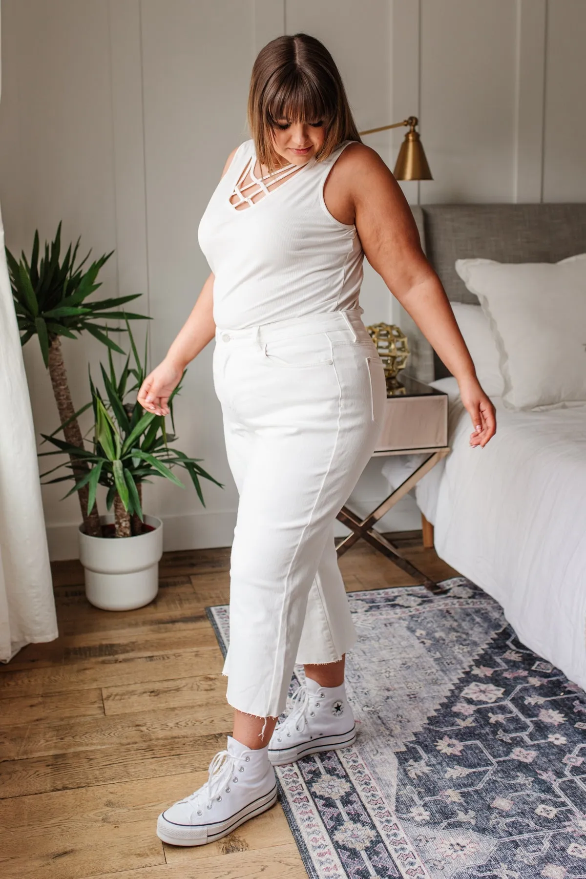 Ciara Hi-Waisted Cropped Wide Leg Jeans