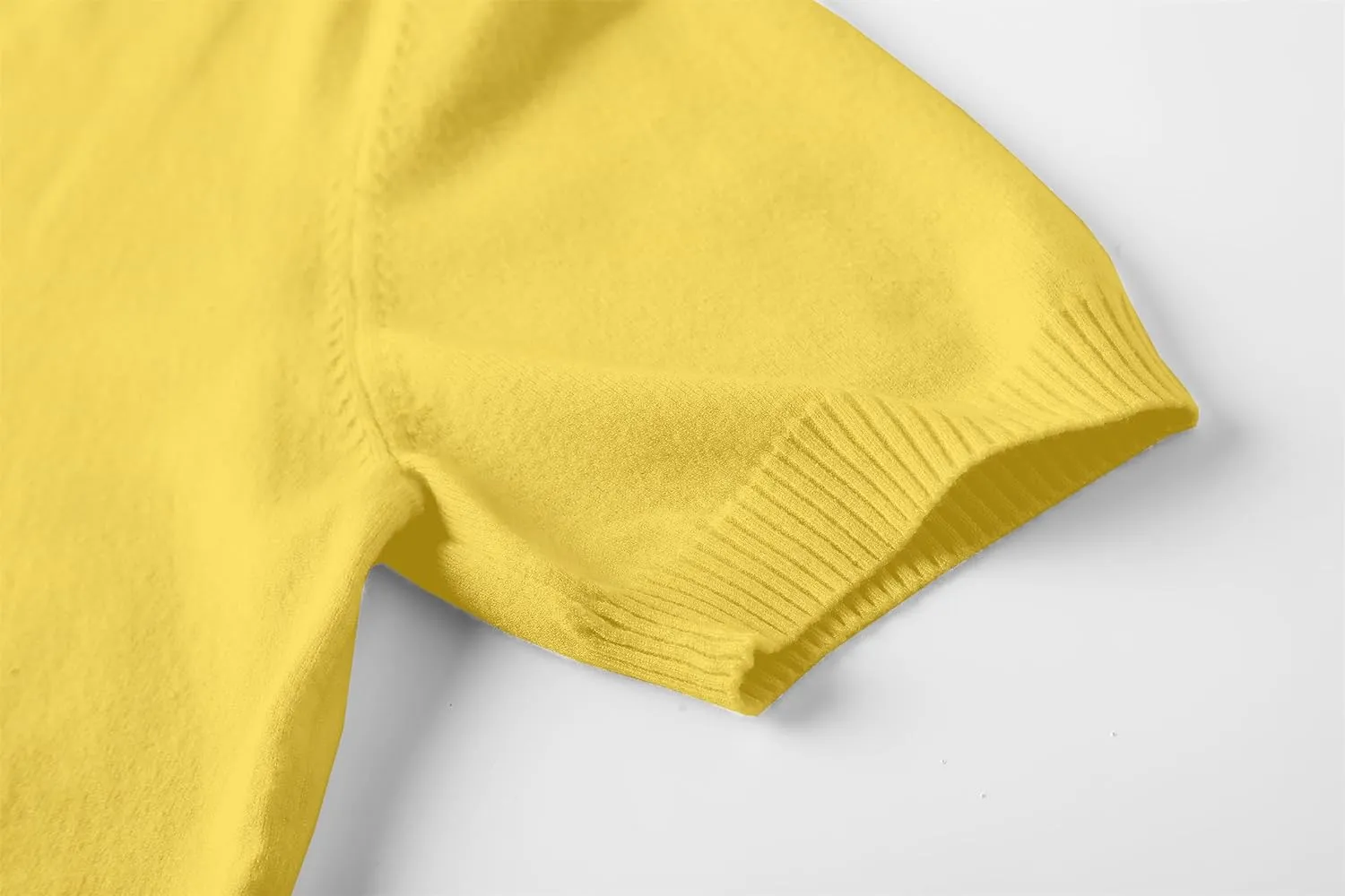 DAIMIDY Women's Short Sleeve V Neck Sweaters Casual Summer Sweater Lightweight Knit Pullover Tops