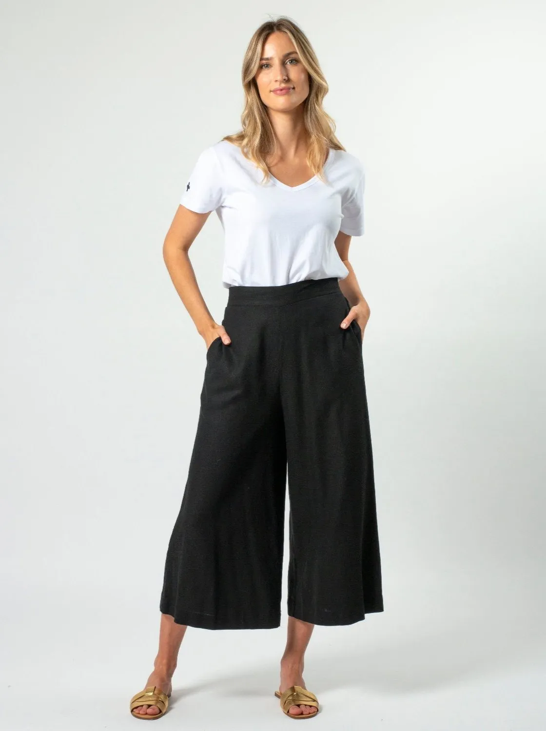 Emmi Linen Pants in Black