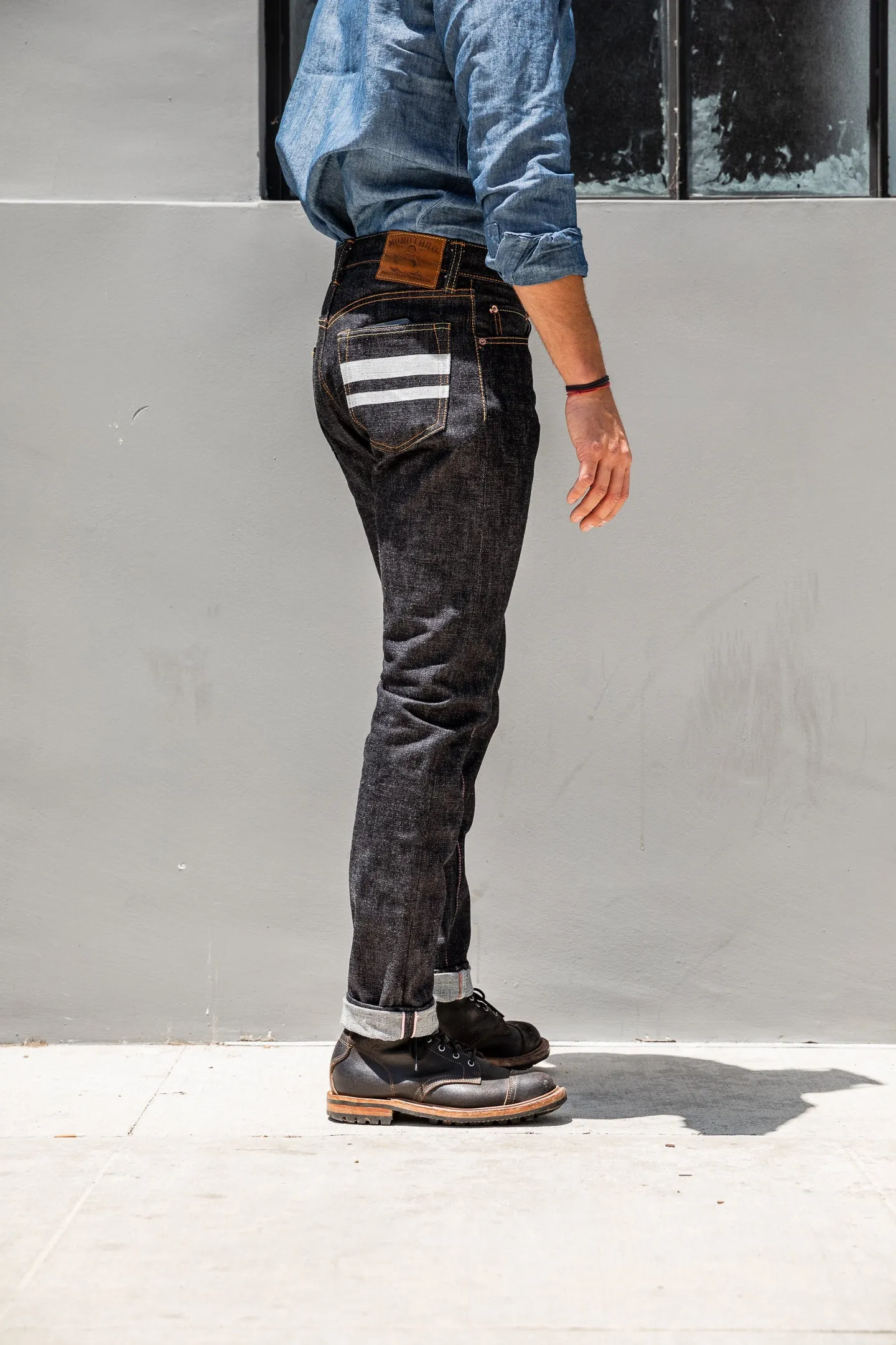 Momotaro - High Tapered - 18oz Zimbabwe w/ Battle Stripes