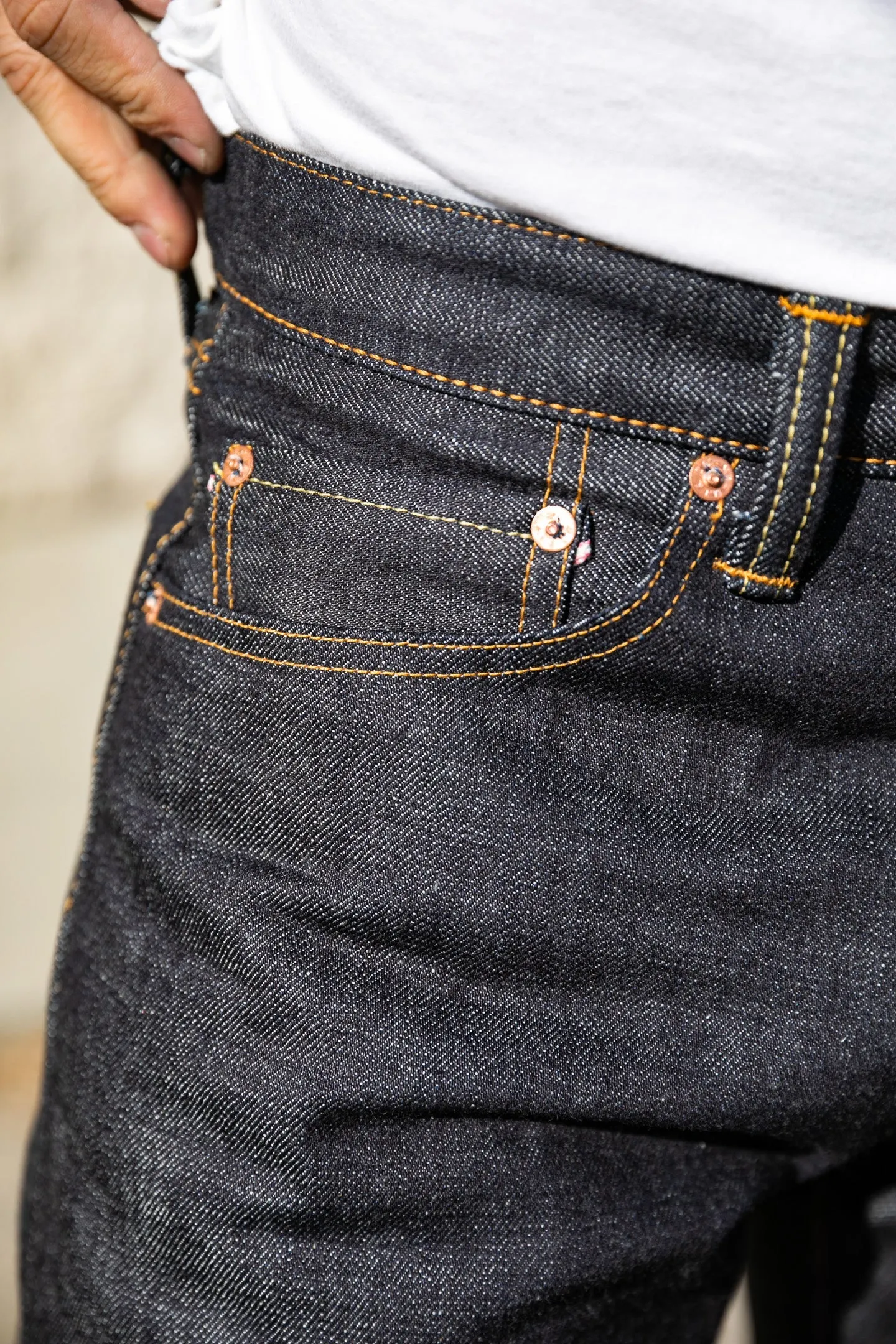 Momotaro - High Tapered - 18oz Zimbabwe w/ Battle Stripes