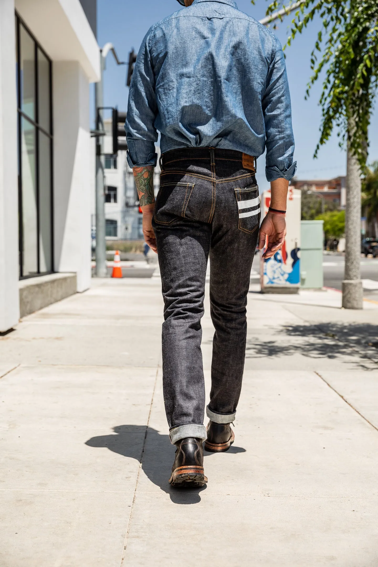 Momotaro - High Tapered - 18oz Zimbabwe w/ Battle Stripes