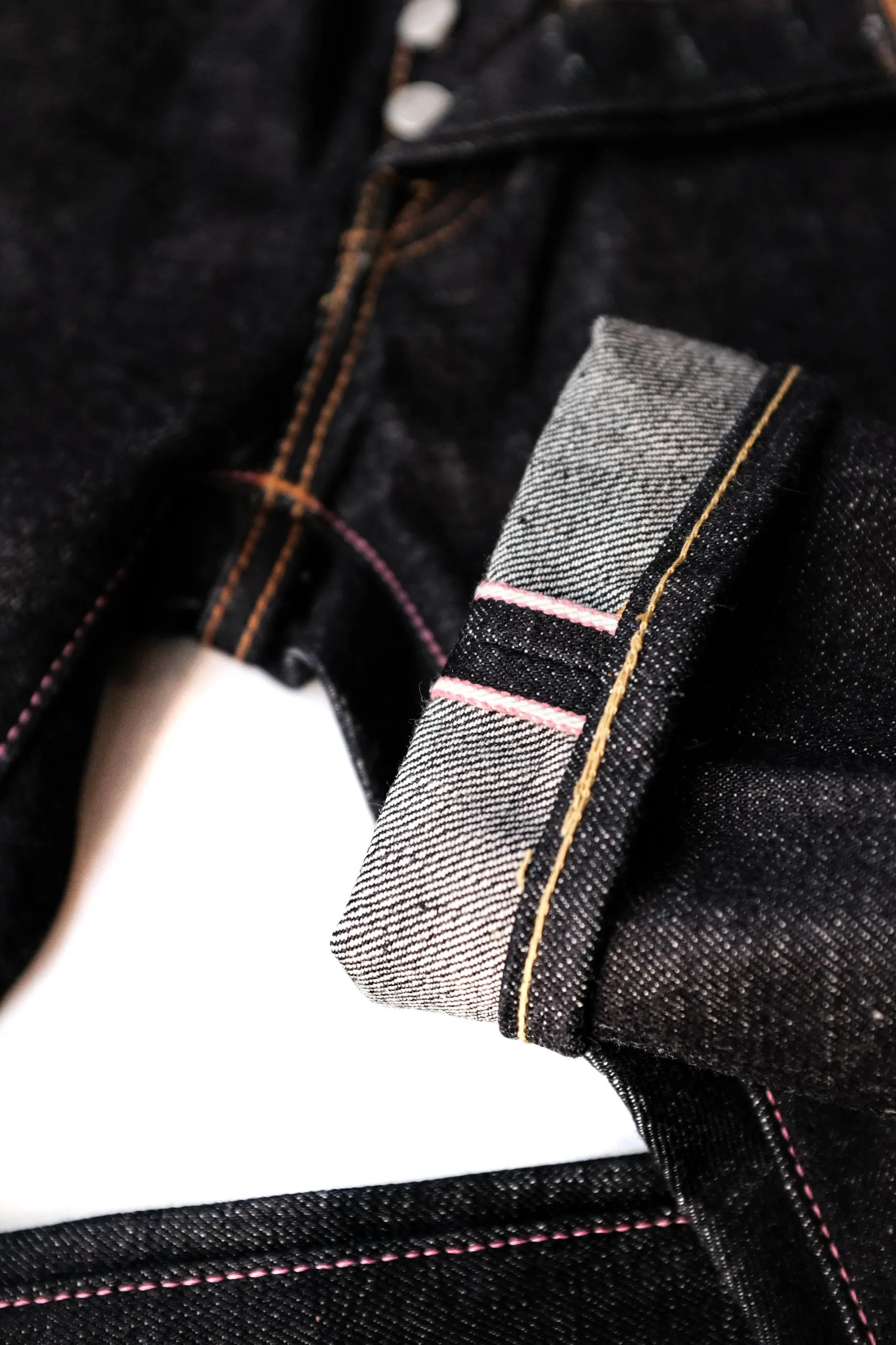 Momotaro - High Tapered - 18oz Zimbabwe w/ Battle Stripes