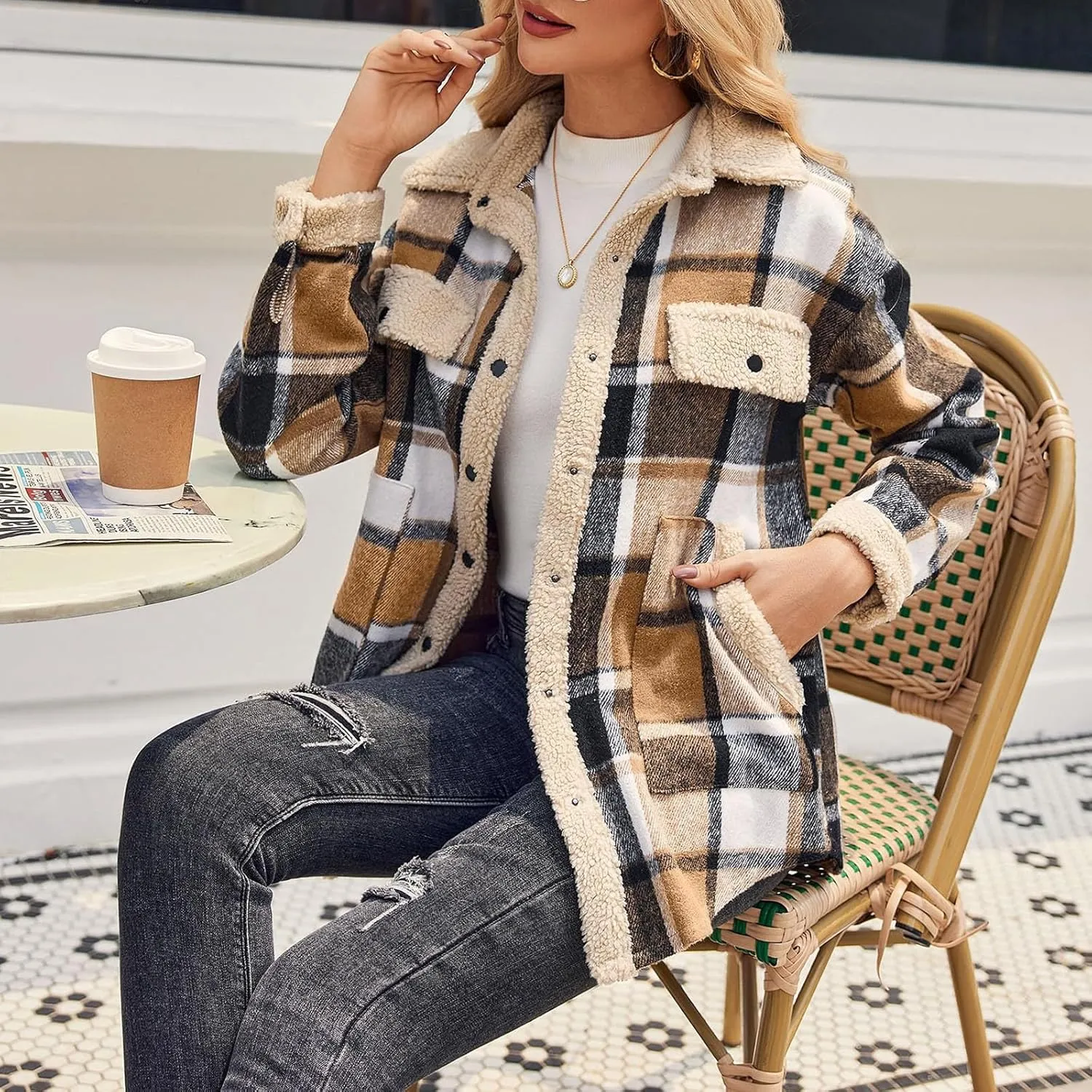 Women 2024 Hooded Flannel Jacket Warm Sherpa Shacket Fleece Lined Button Down Plaid Coat Trendy Fall Winter Outfits